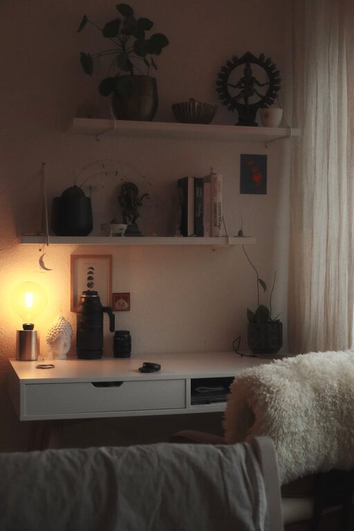 Creating a Cozy and Inviting Home Workspace: Practical Tips